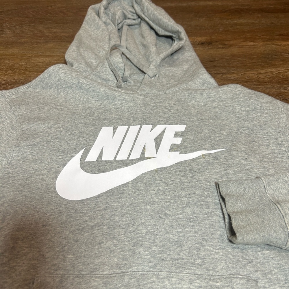 Nike Men's Club Fleece Gray Hoodie Sweatshirt - Picture 4 of 6